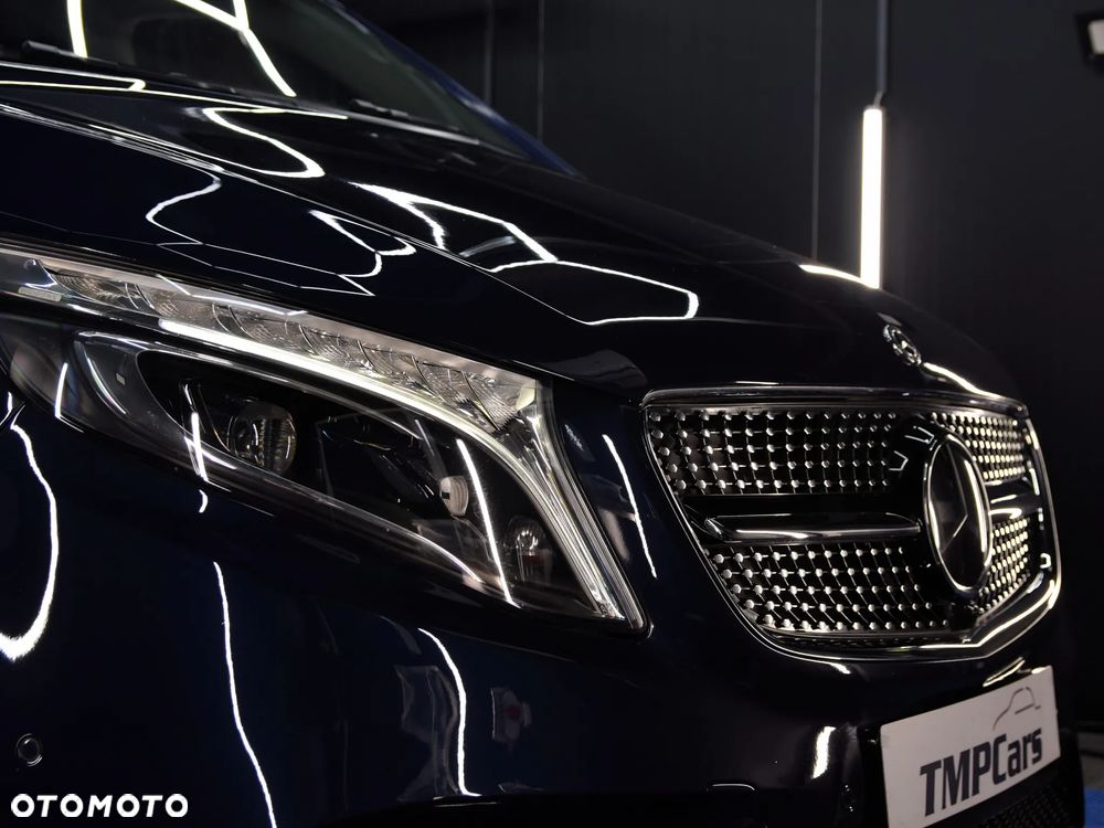 Mercedes-Benz Klasa V - 11