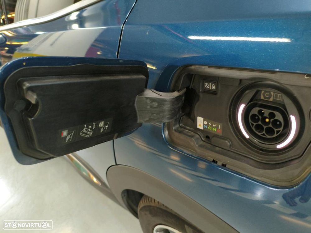 Peugeot 3008 1.6 Hybrid Allure e-EAT8 - 11