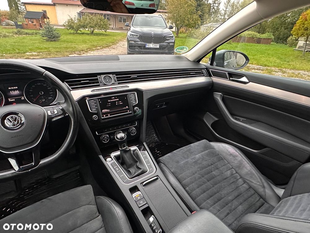 Volkswagen Passat - 21