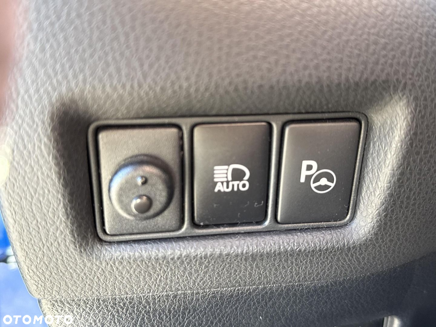 Toyota C-HR 1.8 Hybrid Dynamic - 25