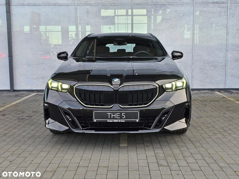 BMW Seria 5 520d xDrive mHEV - 9