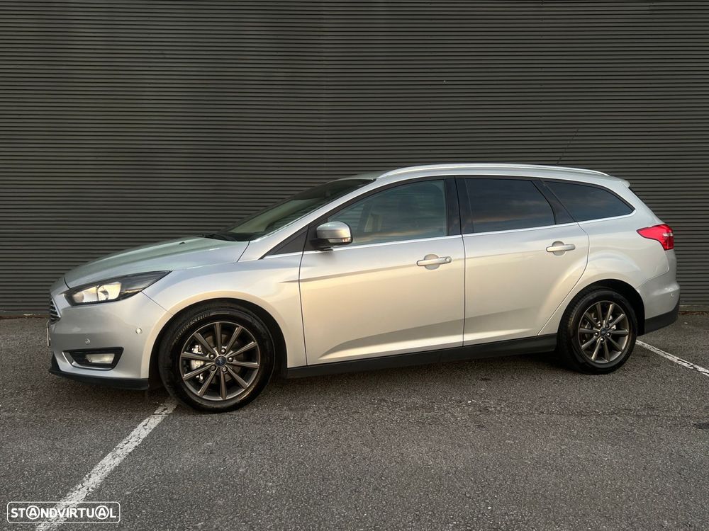 Ford Focus 1.0 EcoBoost Titanium - 3