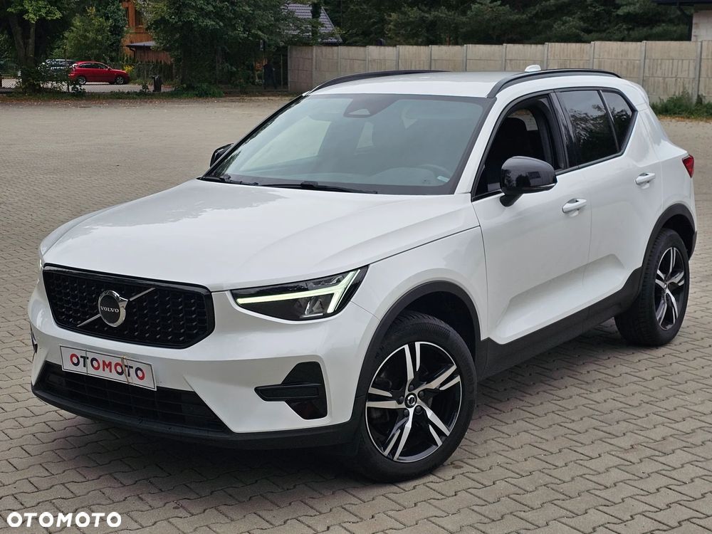 Volvo XC 40 T5 AWD Geartronic Momentum Pro - 2