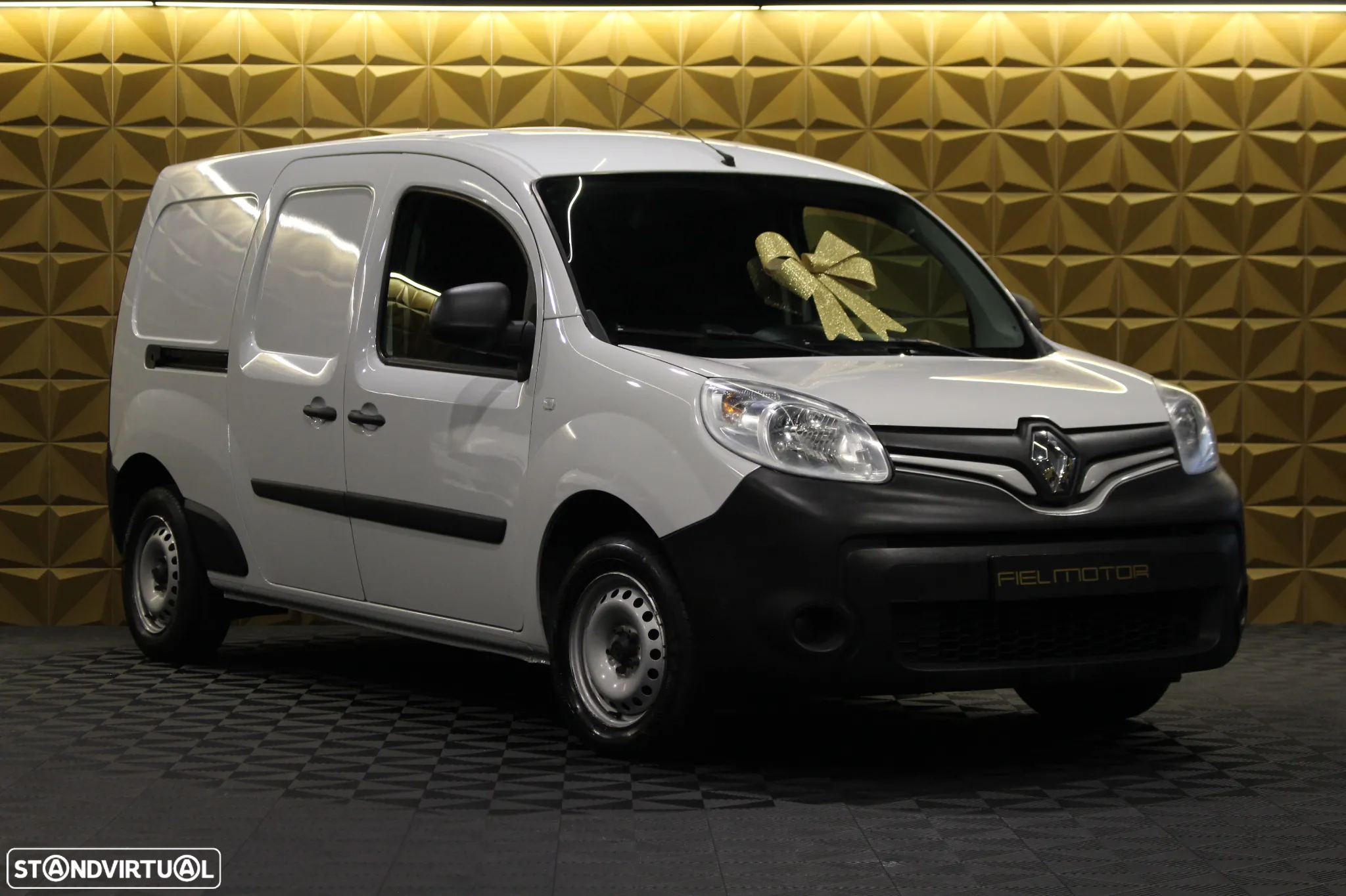 Renault Kangoo Maxi Cx. Automática 3Lugares - 4
