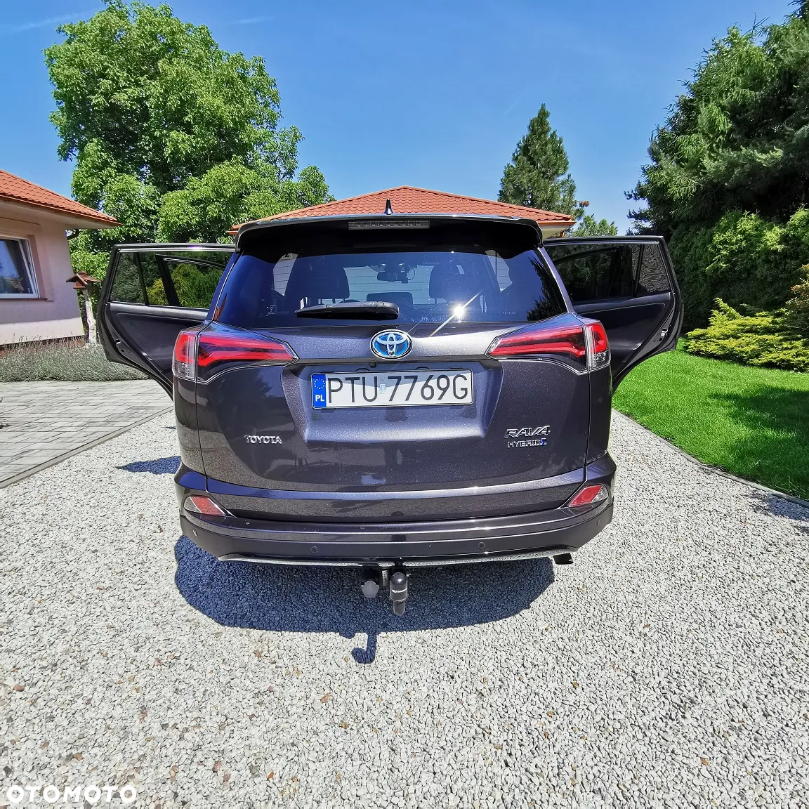 Toyota RAV4 - 8