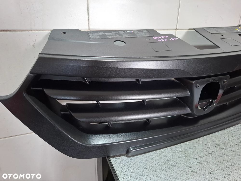 Atrapa grill zderzaka przód Dacia Dokker nr 623108367R - 3