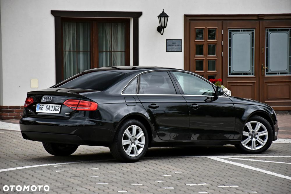 Audi A4 Limousine 1.8 TFSI Attraction - 24