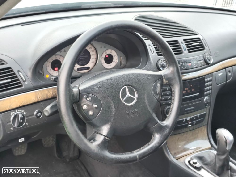 Mercedes-Benz E 220 CDI Avantgarde - 15