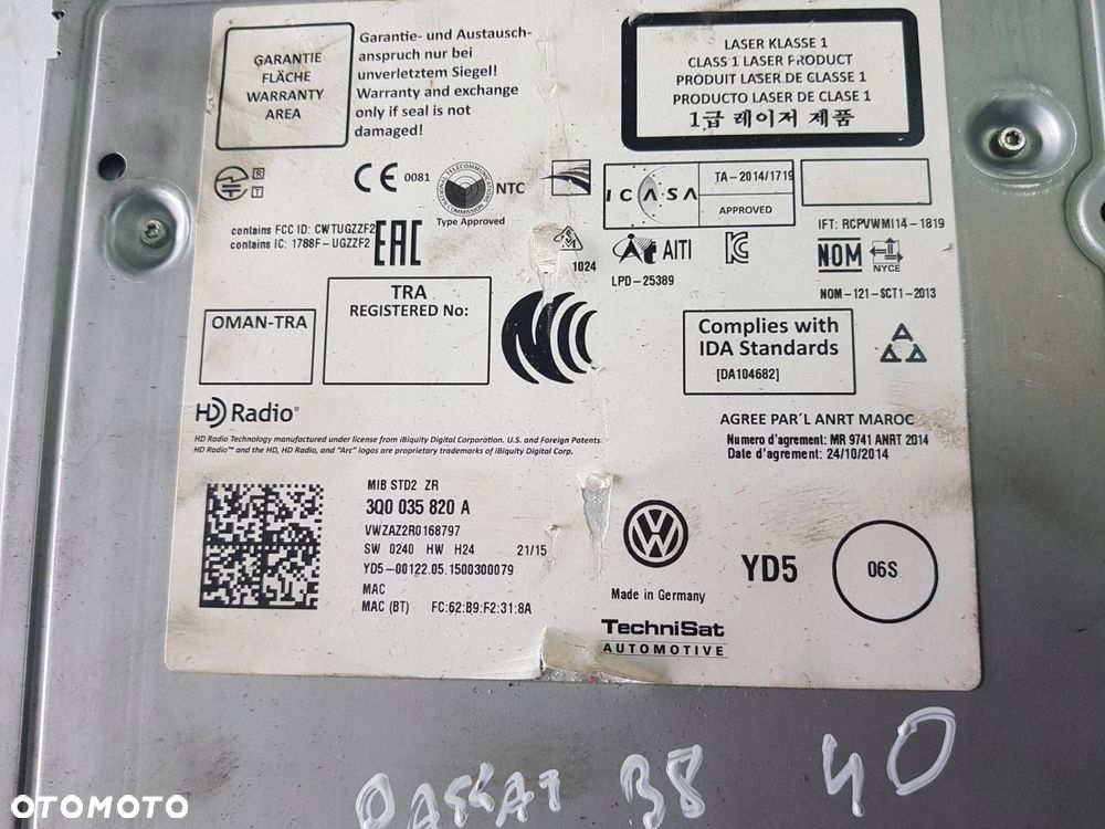 VW PASSAT B8 14-18r NAWIGACJA CZYTNIK KARD SD 3Q0035820A - 3