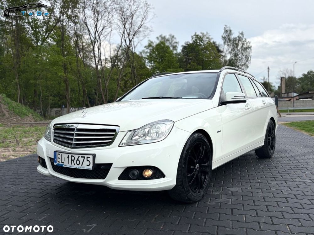 Mercedes-Benz Klasa C 200 CDI DPF (BlueEFFICIENCY) 7G-TRONIC - 3