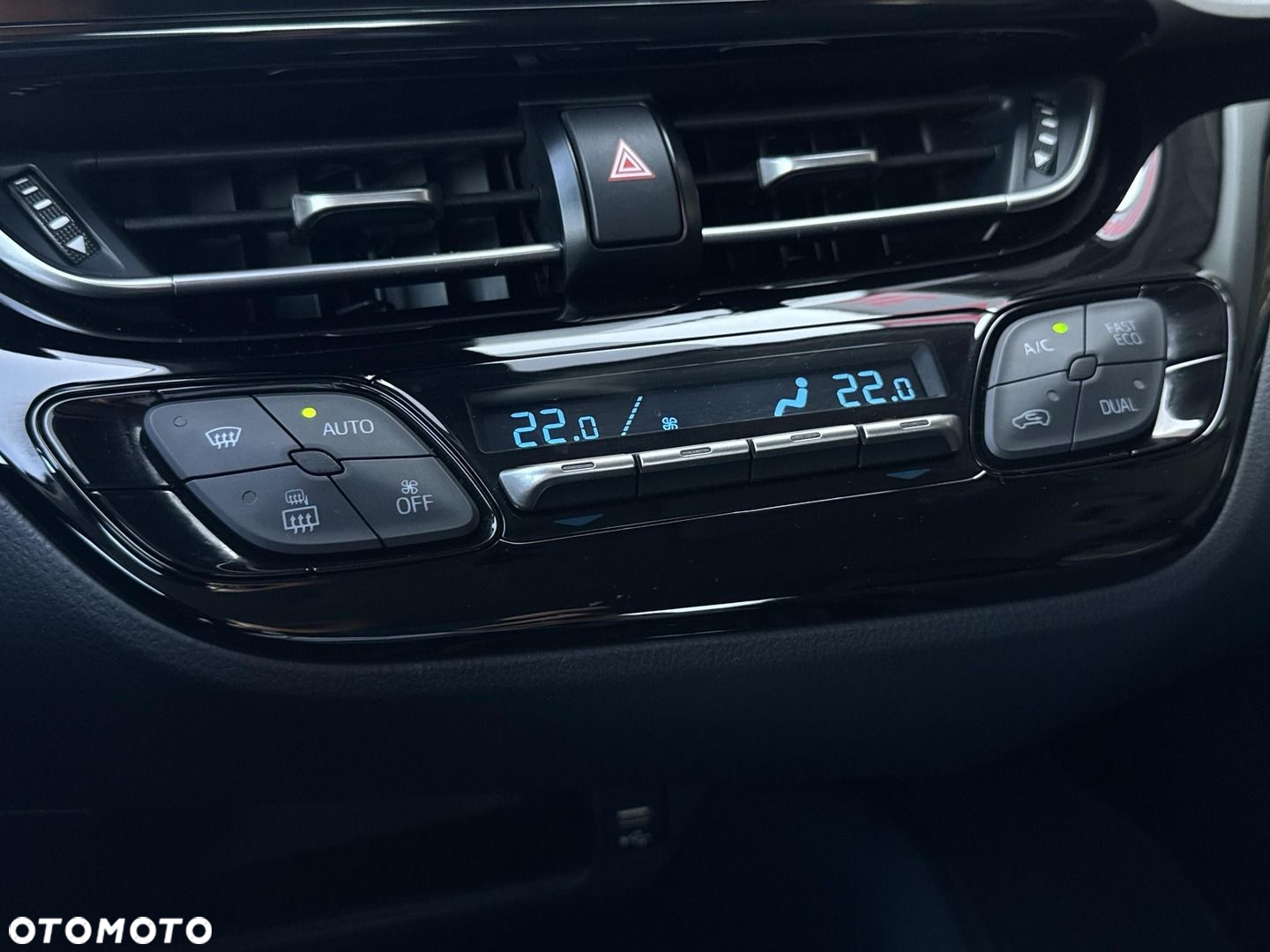 Toyota C-HR 1.8 Hybrid GPF Comfort - 26