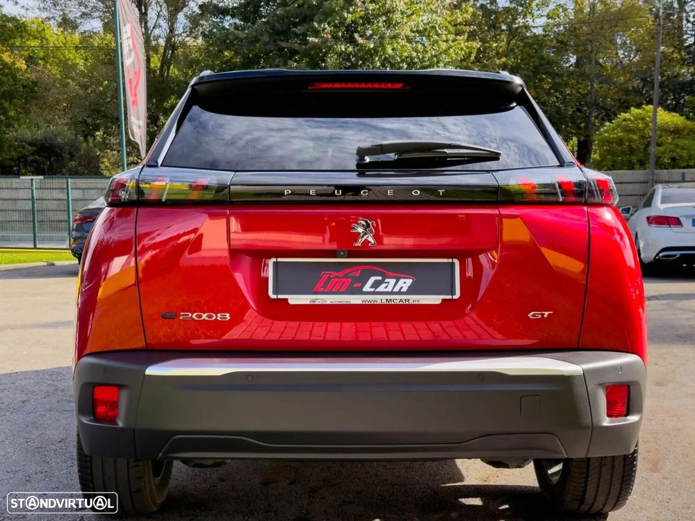 Peugeot e-2008 GT Pack - 4
