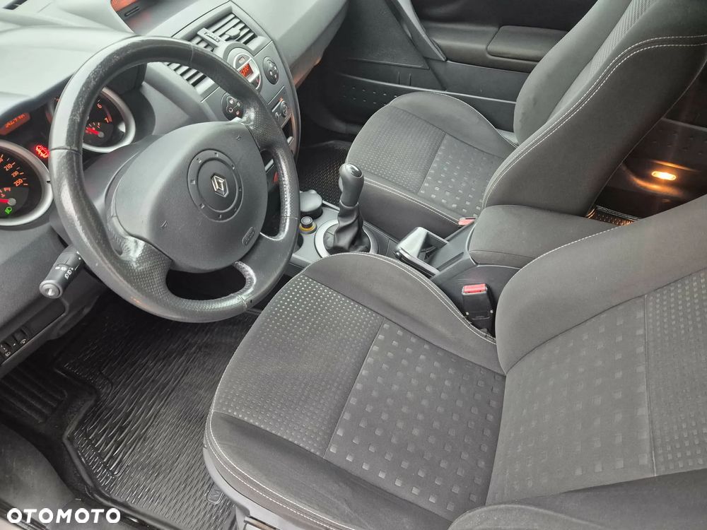 Renault Megane 1.6 16V Dynamique - 10