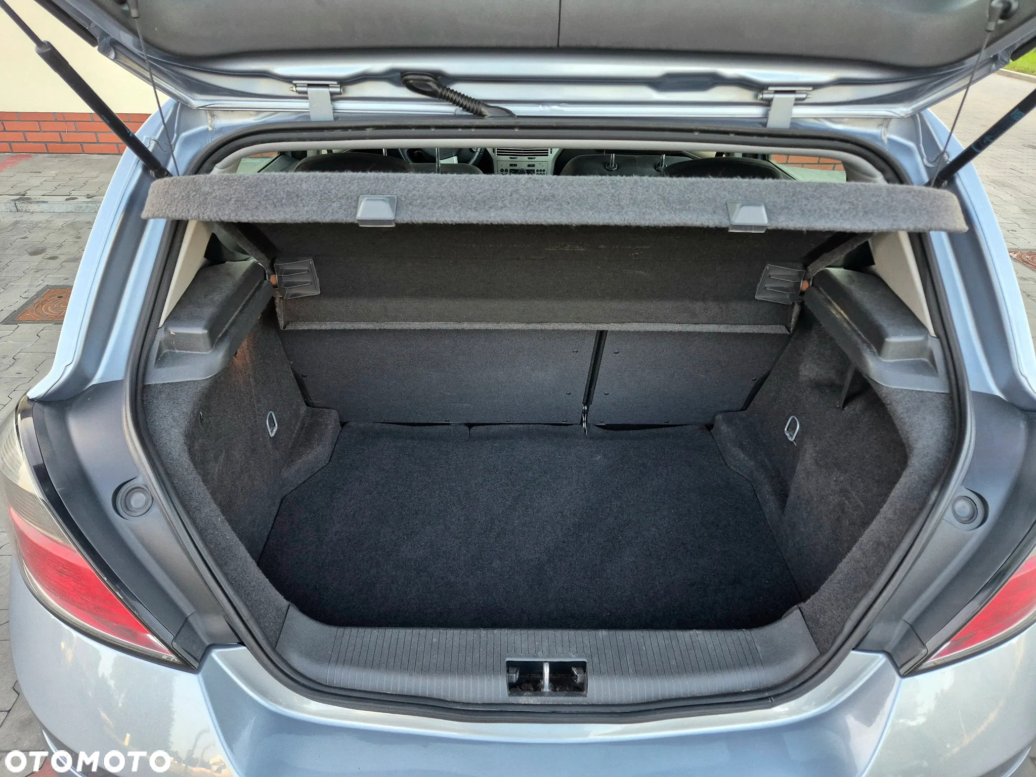 Opel Astra 1.6 Exklusiv - 13