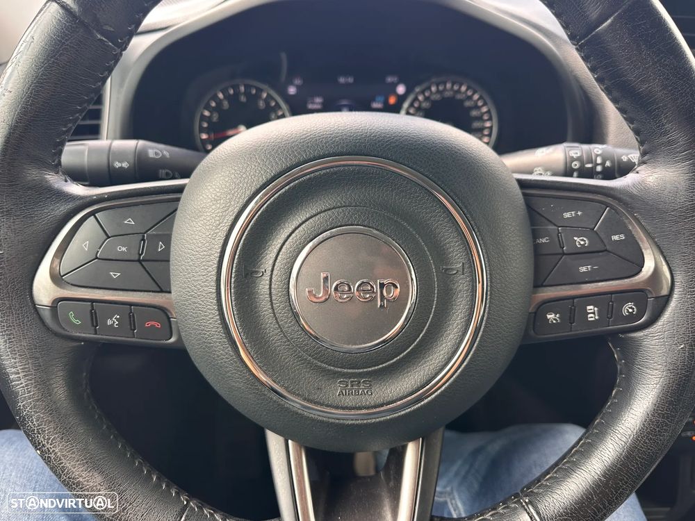 Jeep Renegade 1.0 T Limited — fotografia 5
