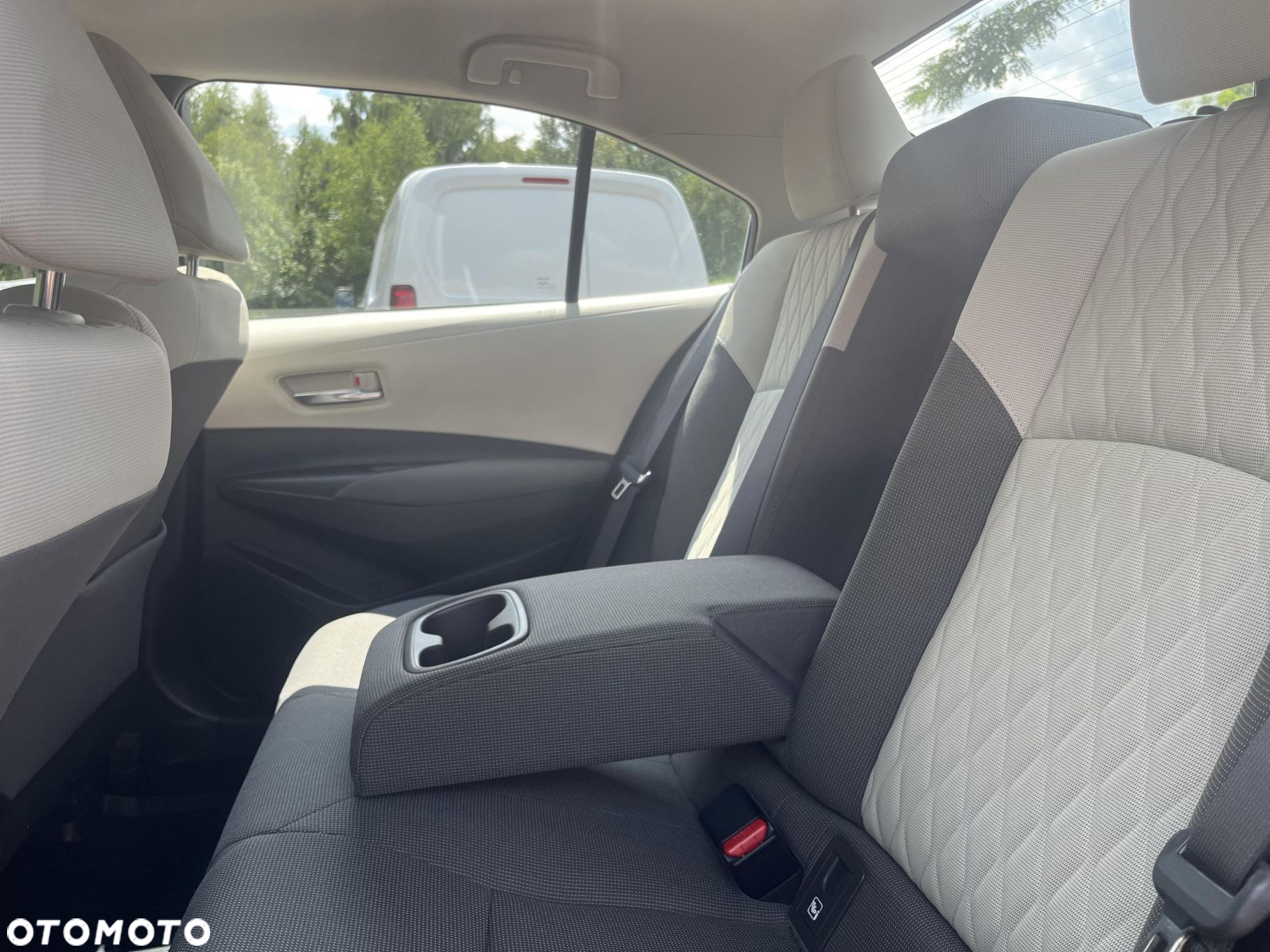 Toyota Corolla 1.6 Comfort MS - 19