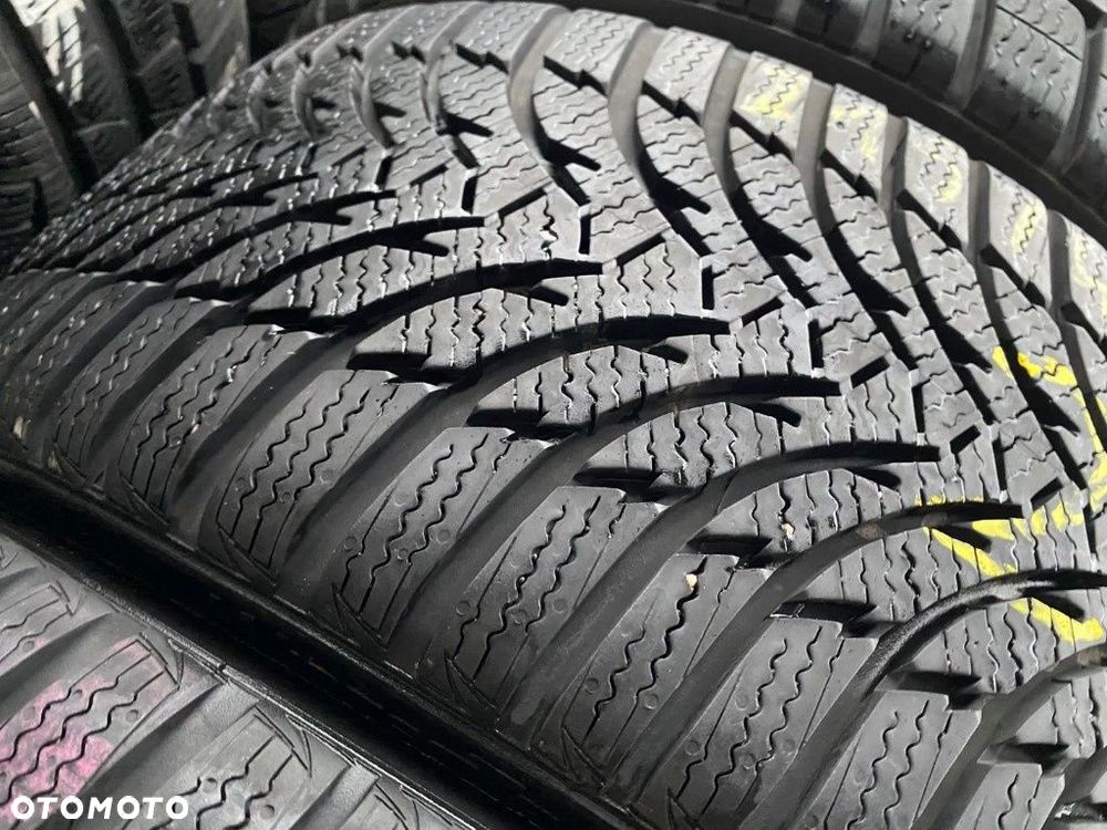 215/40r17 Kumho WinterCraft WP51_7,8mm_4szt_(231) - 5