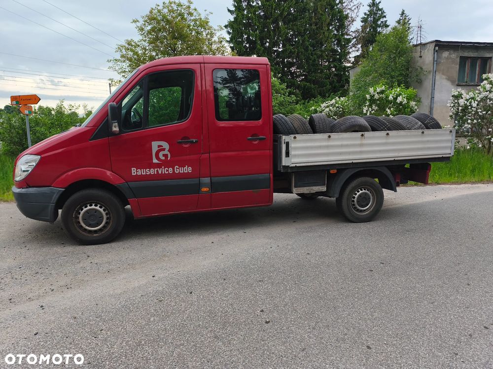 Mercedes-Benz Sprinter - 2