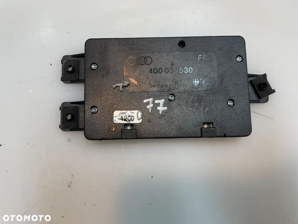 WZMACNIACZ ANTENOWY AUDI A6 C5 4D0035530 - 1
