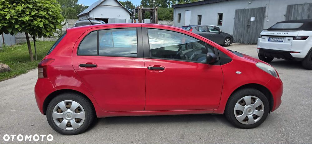 TOYOTA YARIS II 1,3 86KM chłodnica wody - 3