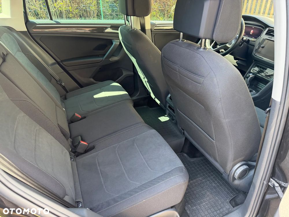 Volkswagen Tiguan 2.0 TSI 4Mot Elegance DSG - 9
