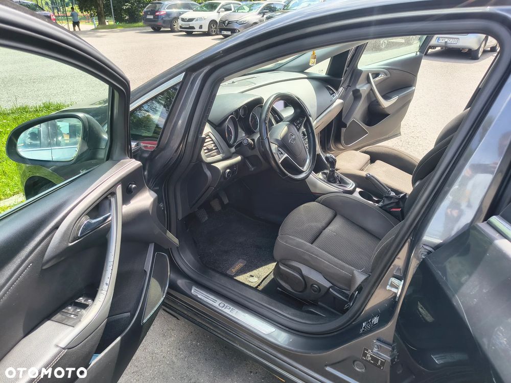 Opel Astra 2.0 CDTI Cosmo - 6