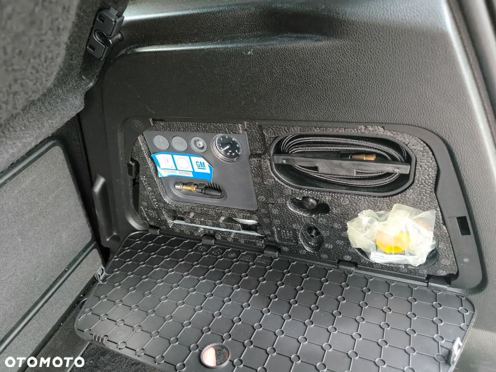 Opel Meriva 1.4 T Cosmo - 9