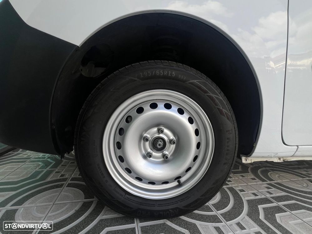 Renault 1.5 DCI Business 3 Lugares - 38