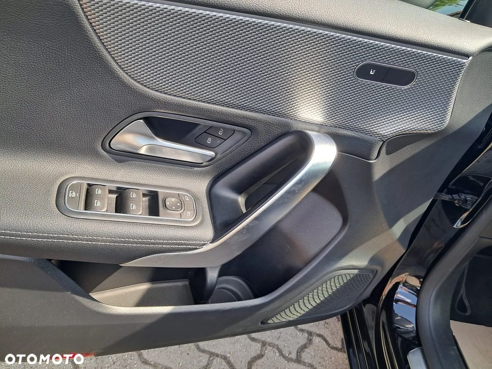 Mercedes-Benz Klasa A 200 d Progressive - 13