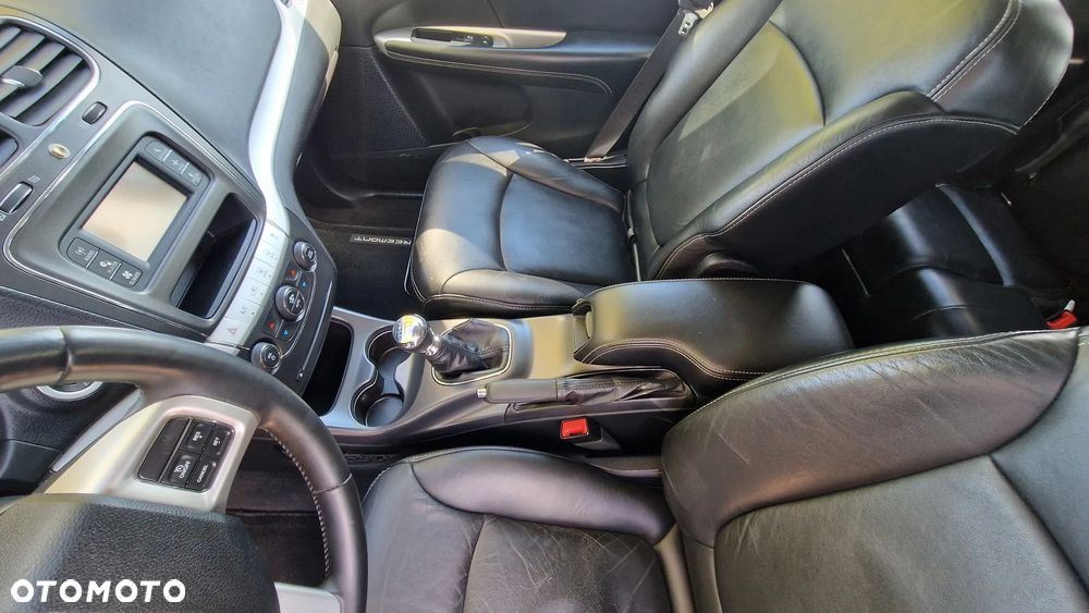 Fiat Freemont 2.0 Multijet Lounge - 9