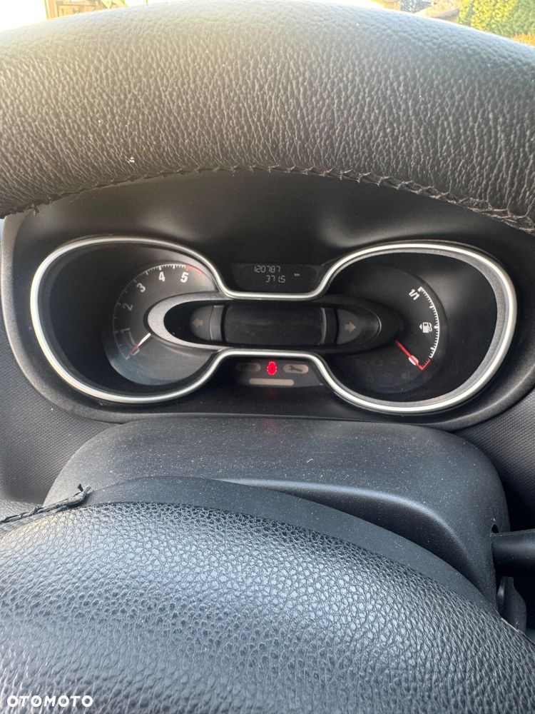 Opel Vivaro - 10