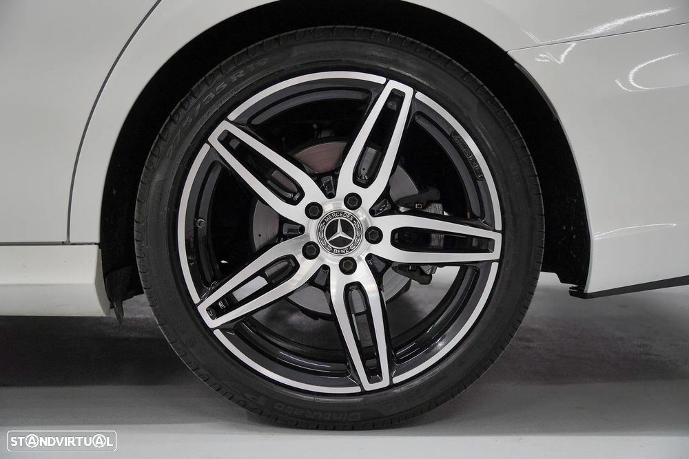 Mercedes-Benz E 300 d AMG designo 7L - 10