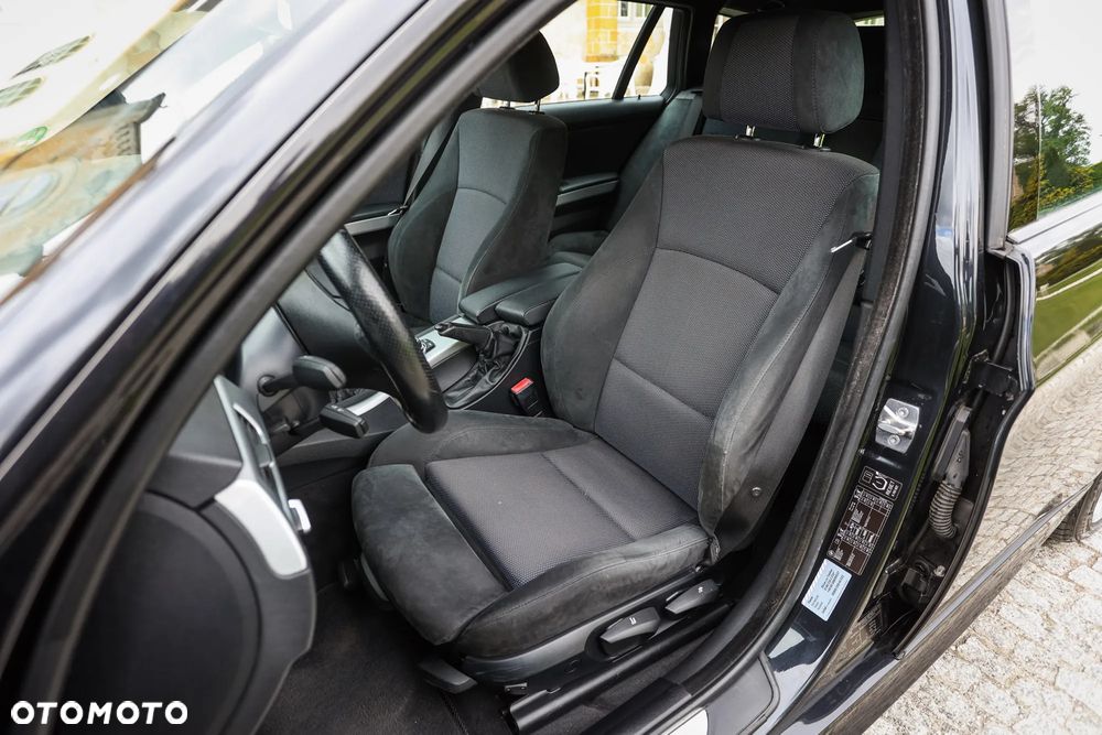 BMW Seria 3 318i Edition Sport - 20