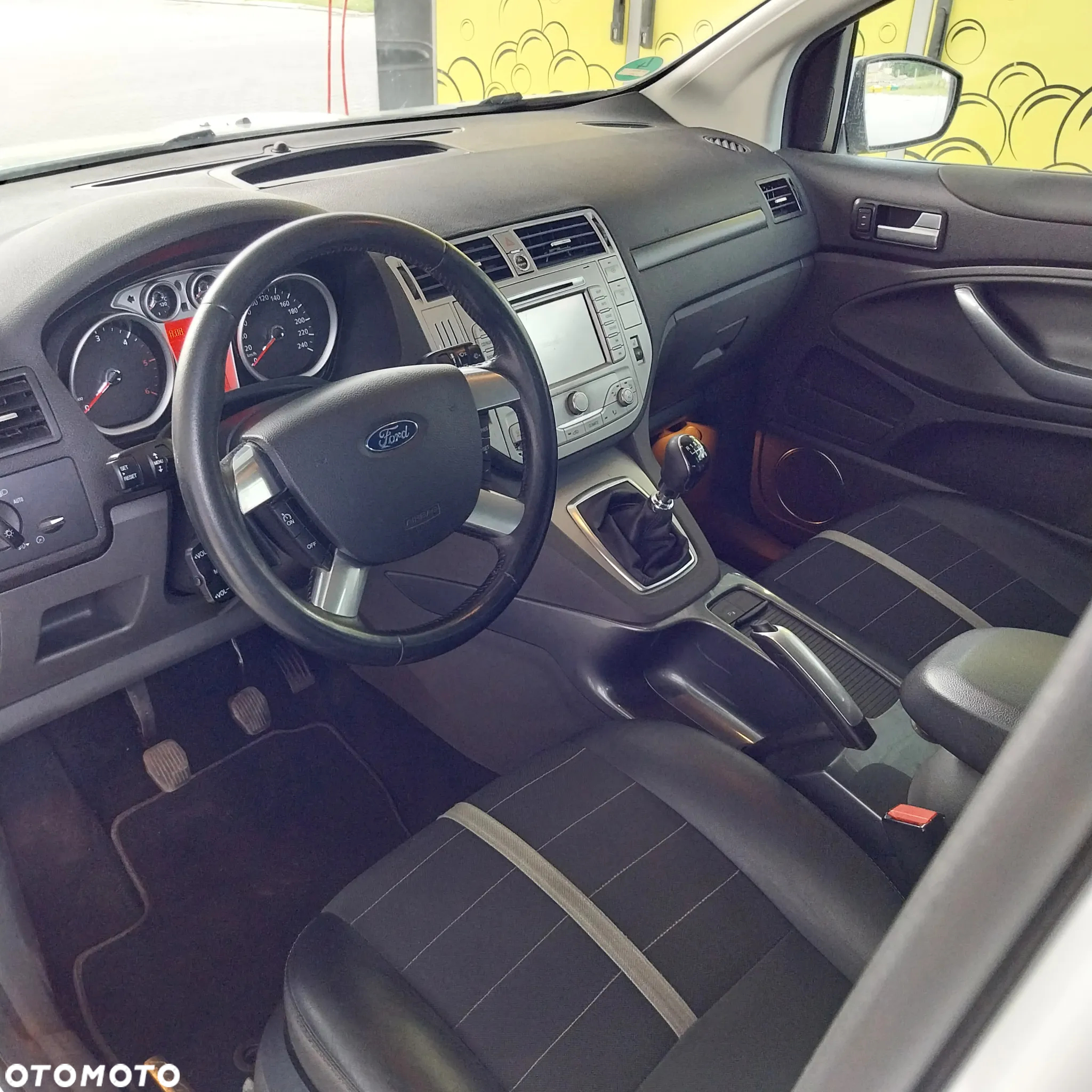 Ford Kuga 2.0 TDCi 4WD Titanium - 5