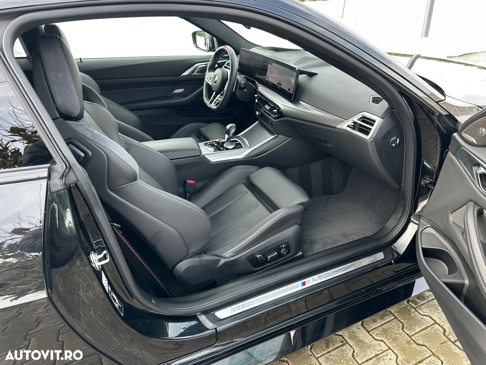 BMW M4 Competition - 34