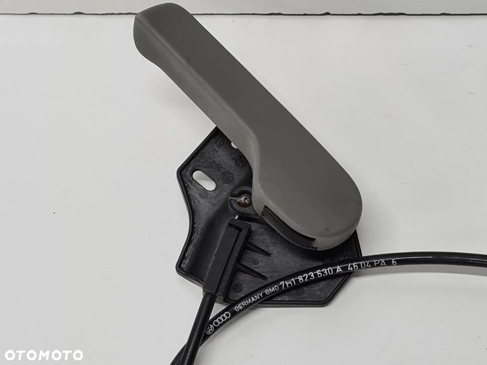 VW T5 rączka linka otwierania maski SZARA 1J1823533C - 2