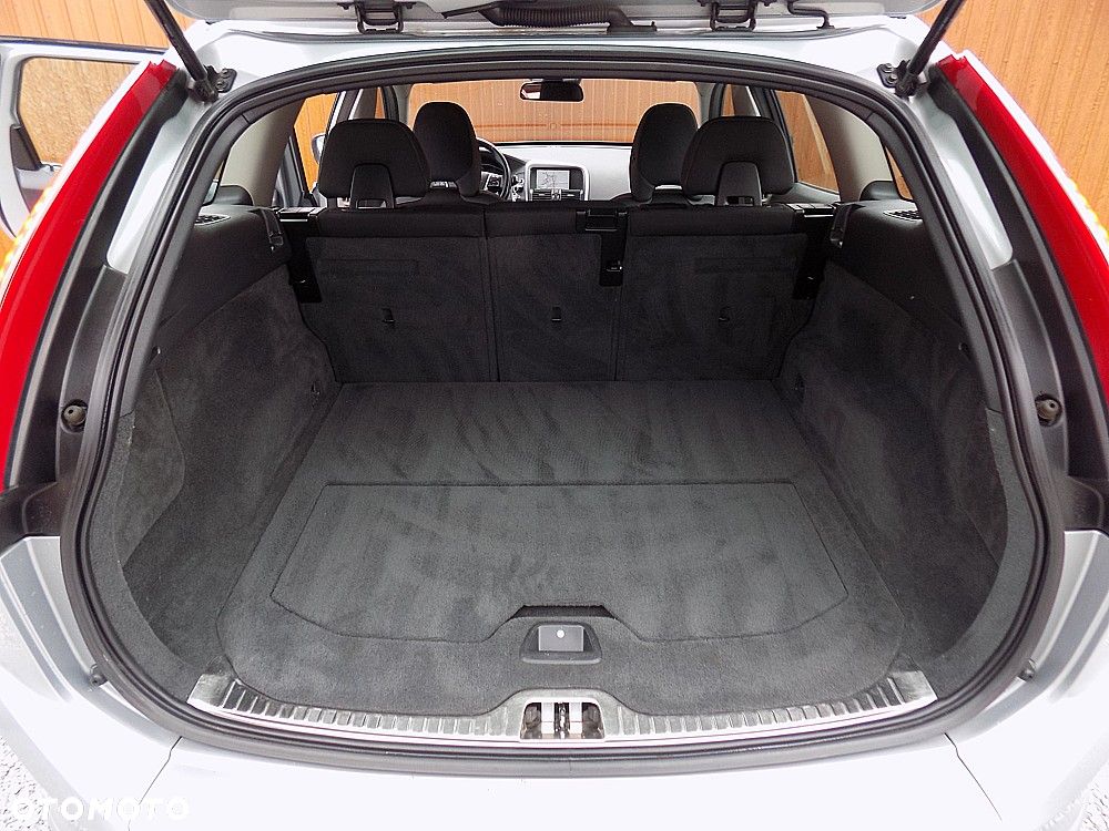 Volvo XC 60 D4 Geartronic Kinetic - 19