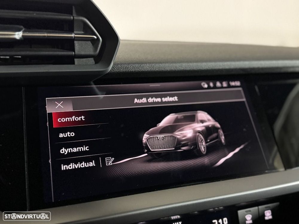 Audi A3 Sportback 30 TDI S line S tronic - 19