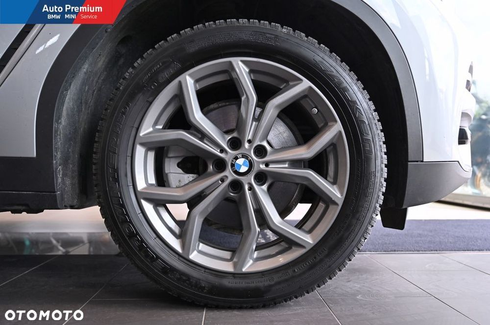 BMW X3 xDrive20d - 24