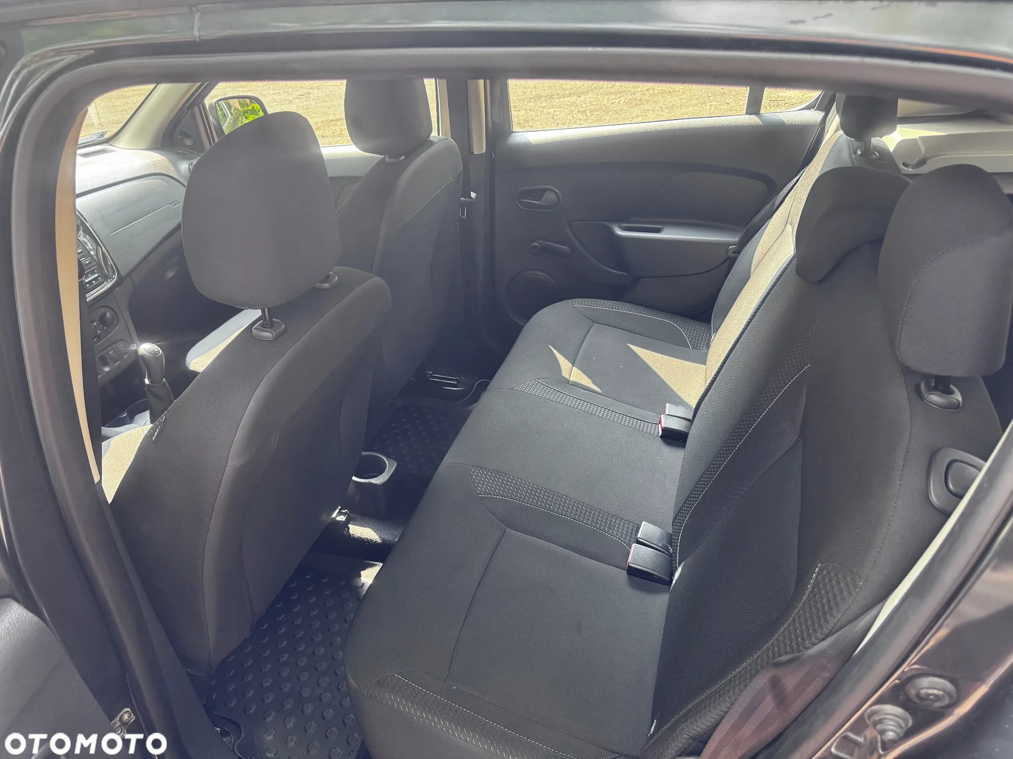 Dacia Sandero 1.0 SCe Laureate - 6
