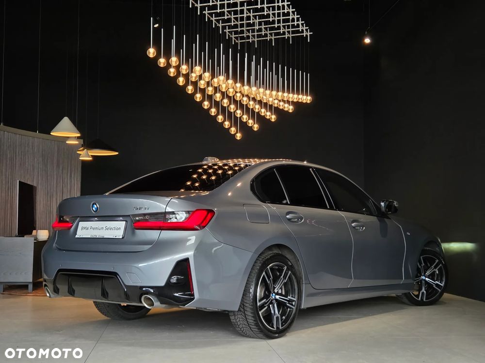 BMW Seria 3 318i M Sport - 6