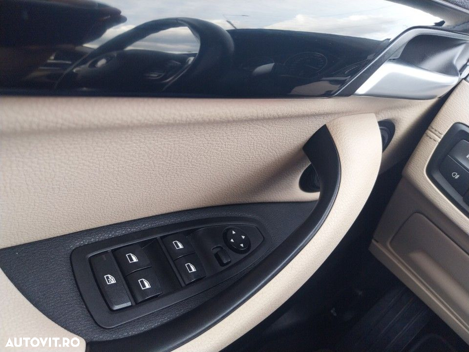 BMW X1 - 12
