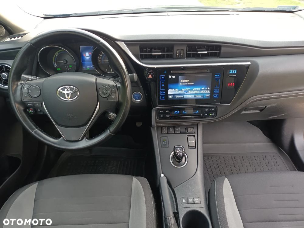 Toyota Auris Hybrid 135 Premium - 11