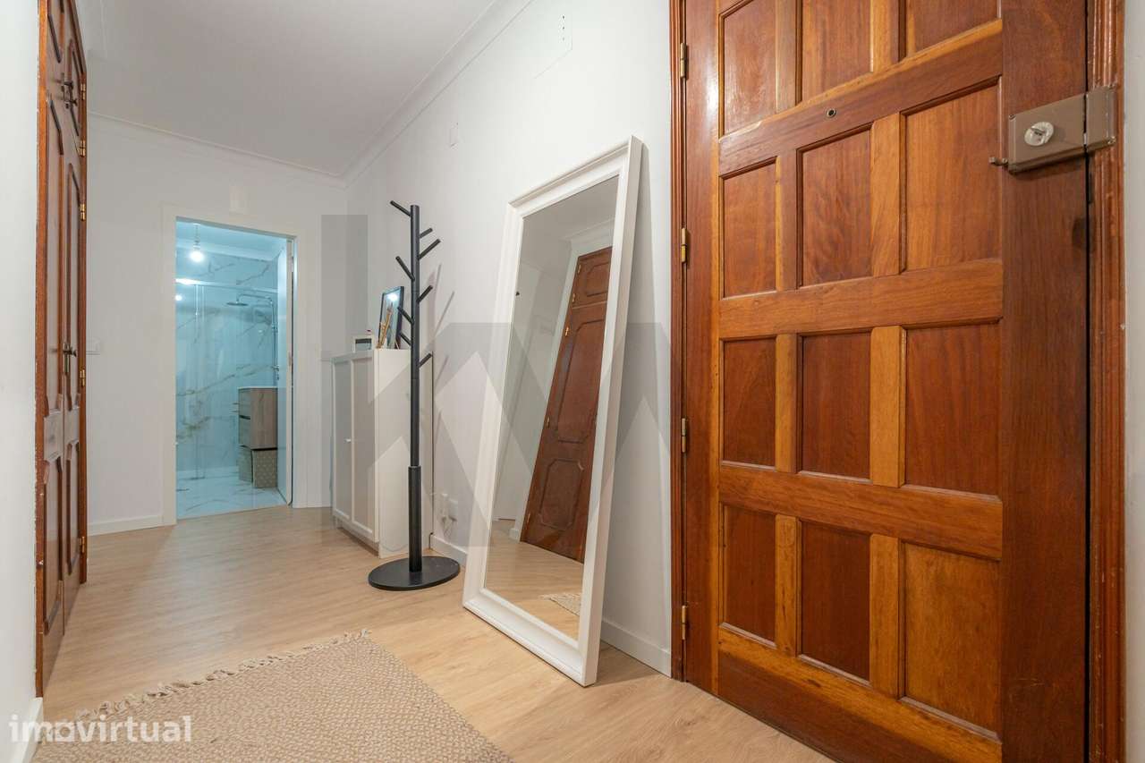 Apartamento T2 Totalmente Remodelado no Vale das Flores - Grande imagem: 4/20