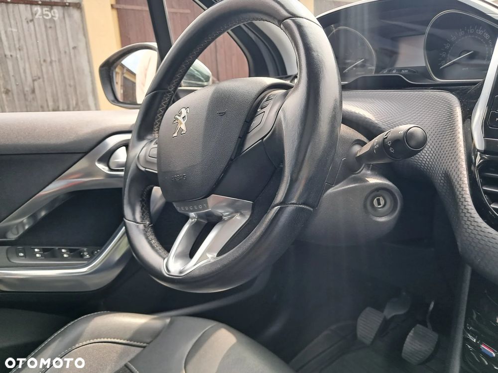 Peugeot 2008 - 6
