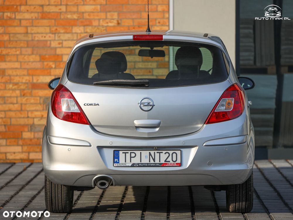 Opel Corsa 1.4 16V Satellite - 11