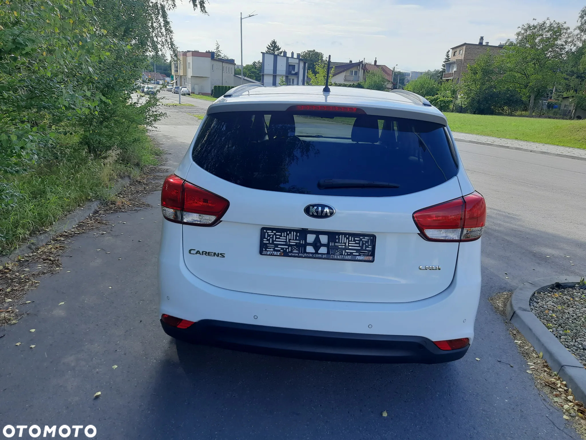 Kia Carens 1.7 CRDi M EU6 - 10