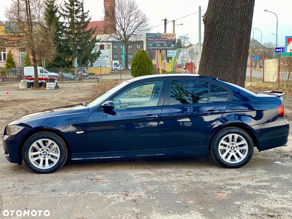 BMW Seria 3 320d - 4