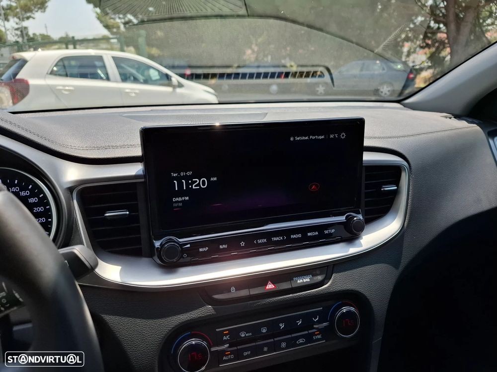 Kia XCeed 1.5 T-GDi Sport - 31