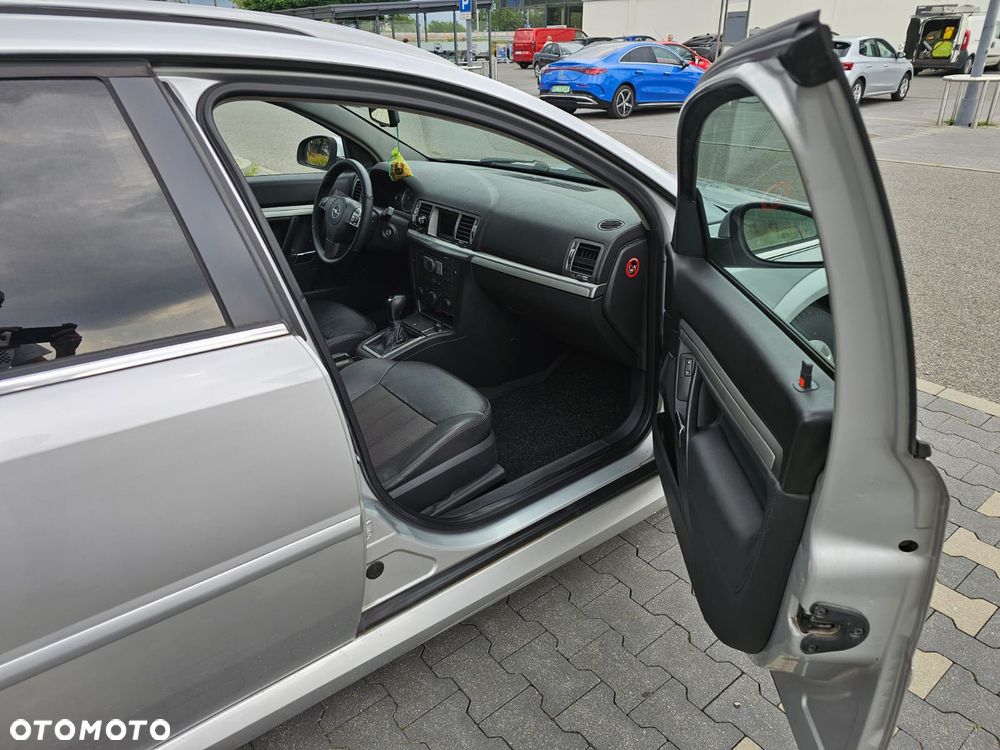 Opel Vectra 1.9 CDTI Sport - 14